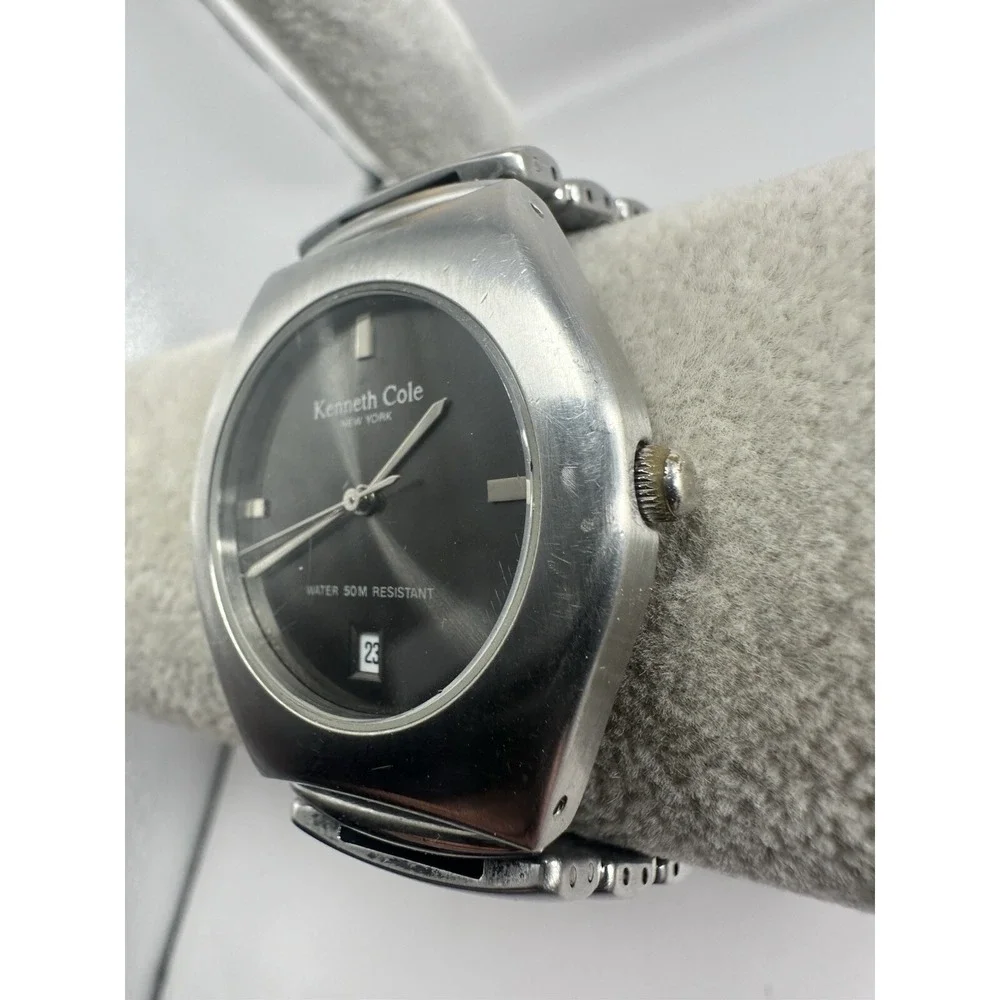 Kenneth Cole KC3121 New Battery 35MM 7.75